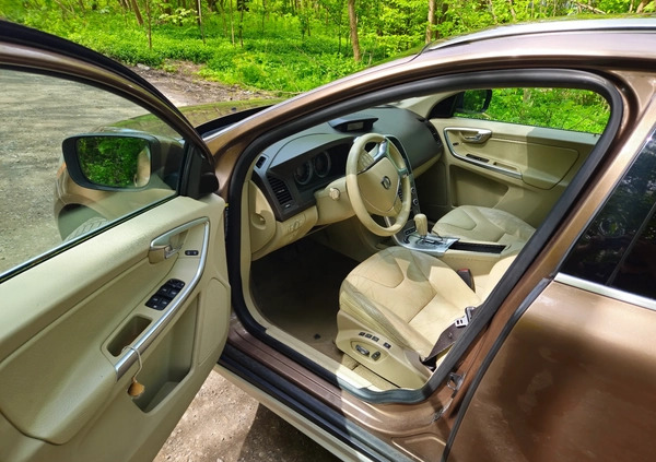 Volvo XC 60 cena 32000 przebieg: 392408, rok produkcji 2009 z Łódź małe 92